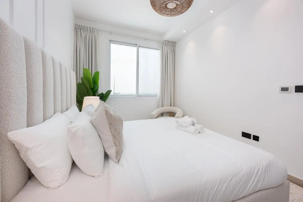 Elegant 1-Bedroom Apartment In Jumeirah Village Triangle With Balcony Bliss Dubai