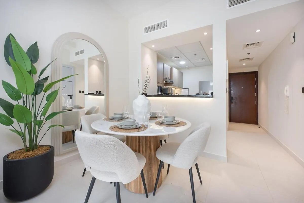 Elegant 1-Bedroom Apartment In Jumeirah Village Triangle With Balcony Bliss Dubai 0*,  Emirati Arabi Uniti